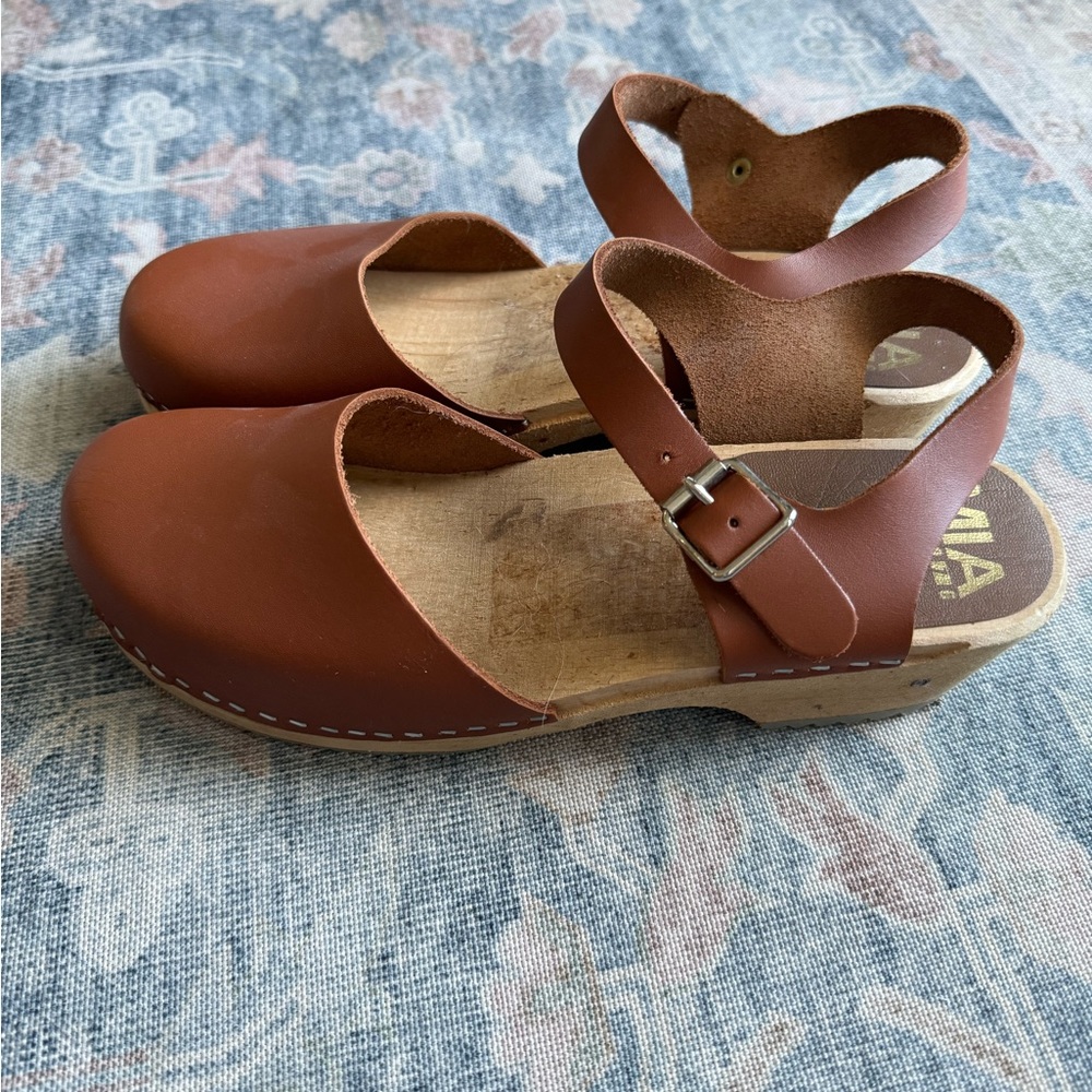 MIA Sofia Clogs